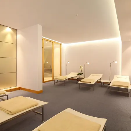 国宾酒店及spa 酒店 4*