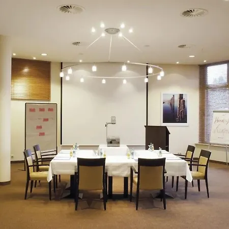 酒店 国宾酒店及spa 4*