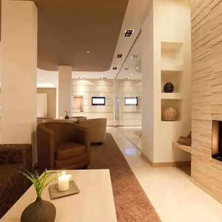 Ambassador & Hotel 4*