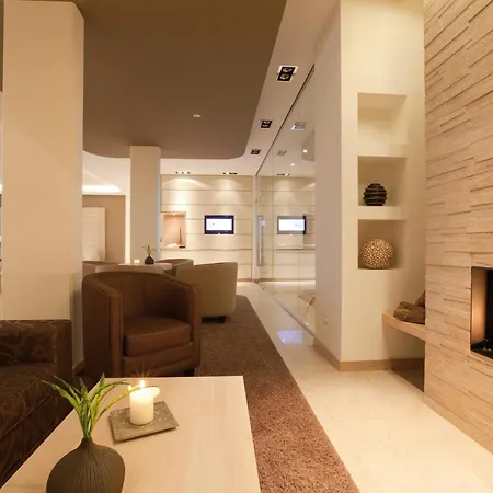 Ambassador & Hotel 4*