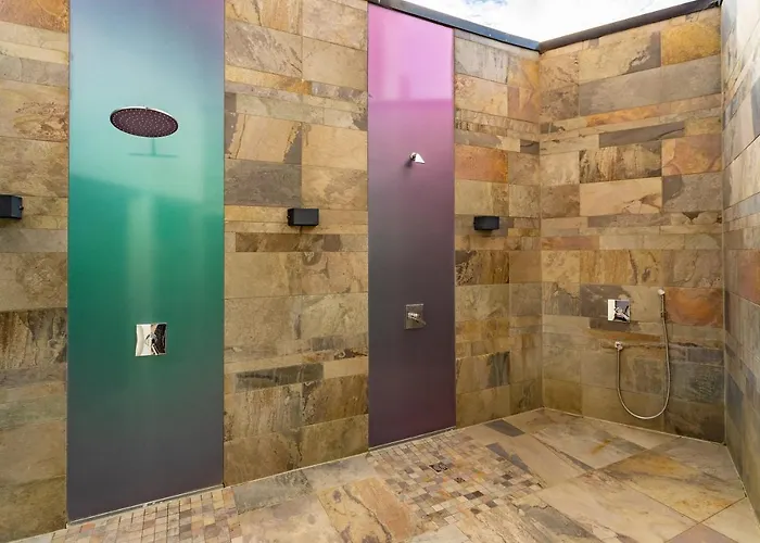 Hotel Ambassador & 4*