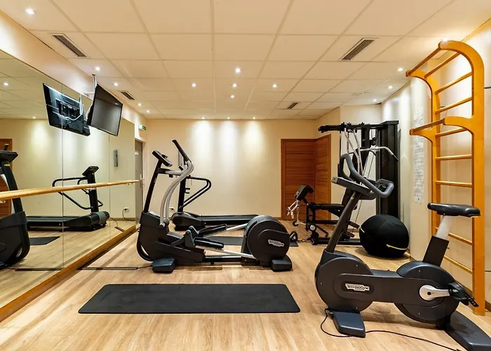 Ambassador & Hotel 4*