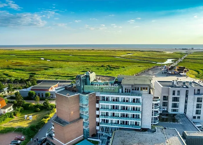 Ambassador & Hotel 4*