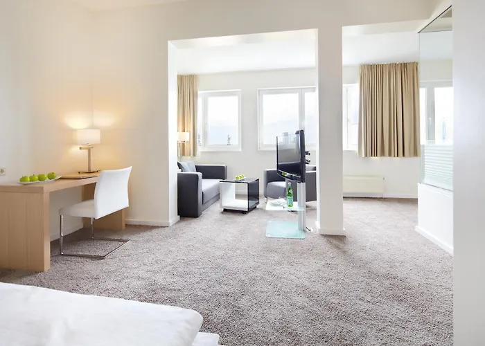 Ambassador & Hotell 4*
