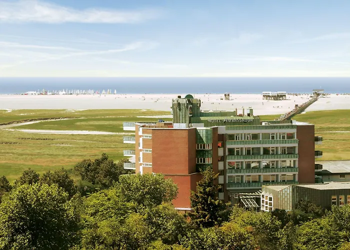 Ambassador & Hotel 4*