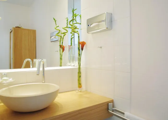 Ambassador & Hotel 4*